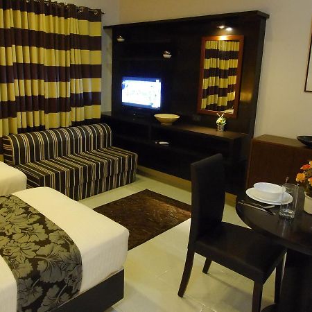 New Manila Suites Luaran gambar